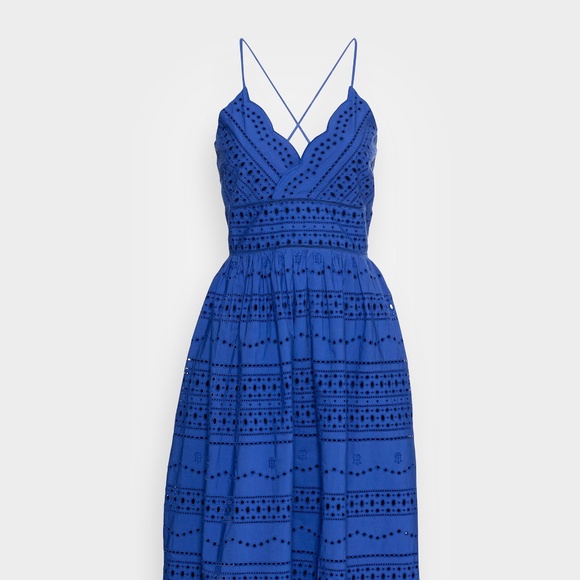 Tommy Hilfiger Dresses & Skirts - Tommy Hilfiger Blue Midi Dress